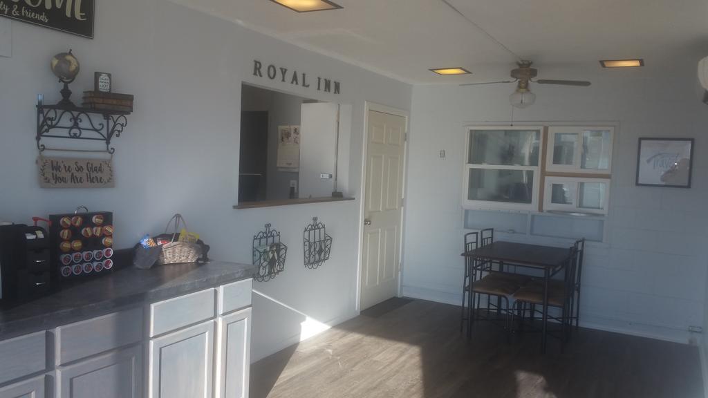 Royal Inn Casper Bagian luar foto